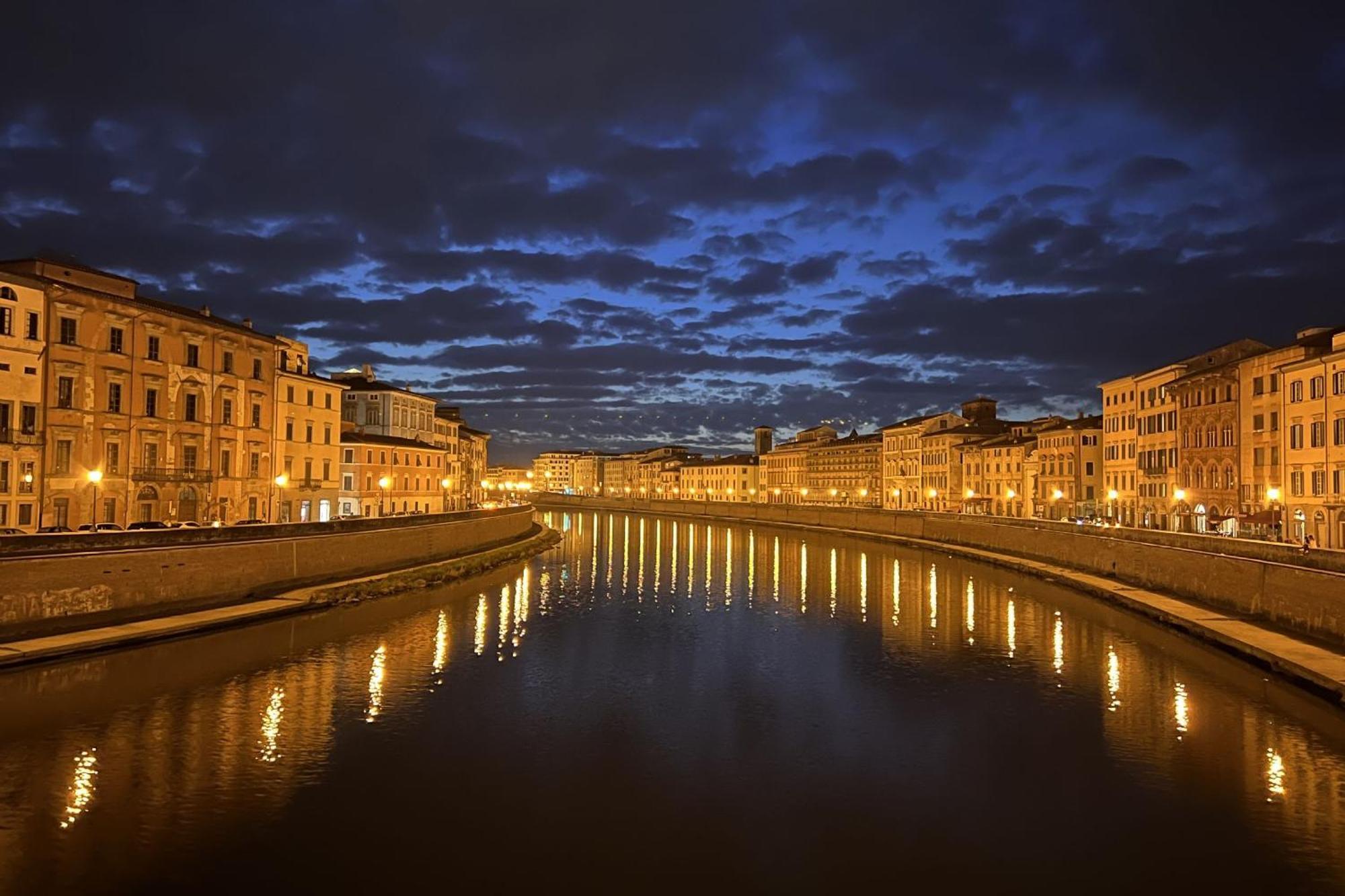 Nel Cuore Di PisaMonolocale In Palazzo Storico. Bagian luar foto